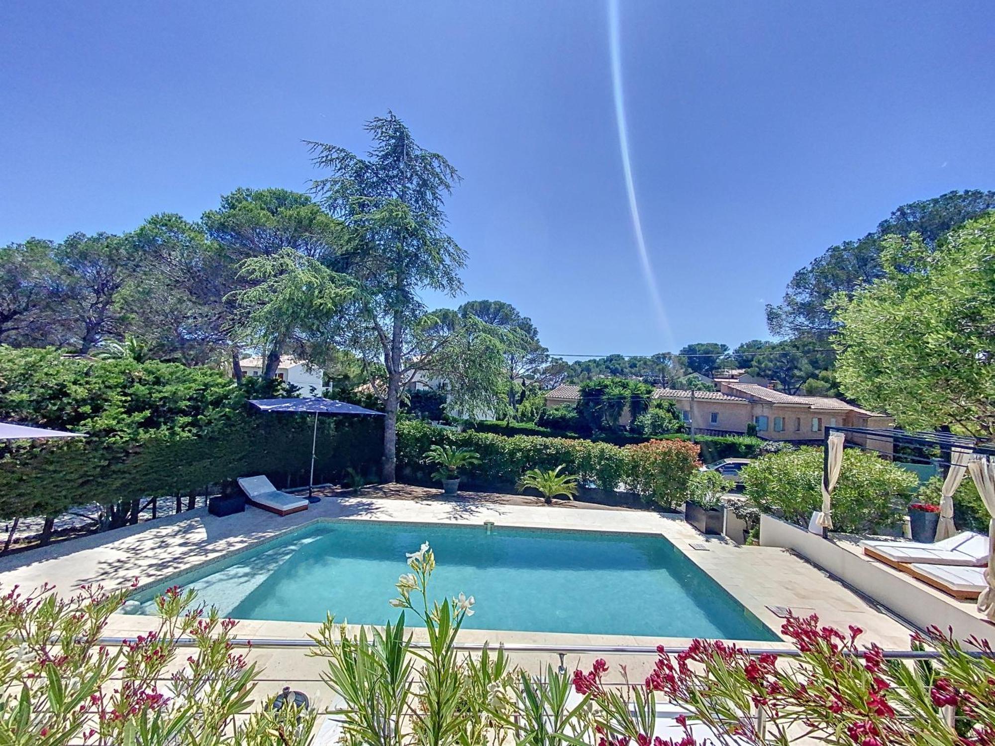 Saint-Raphaël "Les Alizes" Cote Jardin Proche Bord De Mer מראה חיצוני תמונה